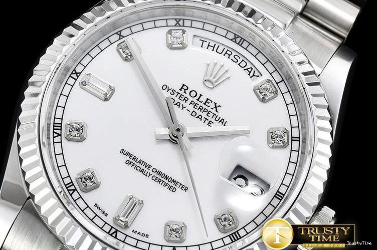 0502 RDD0214D – DayDate 36mm Elegant 683